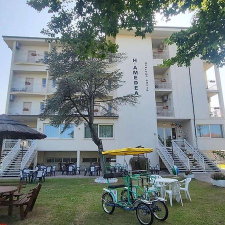 Hotel Amedea Cervia Exterior photo